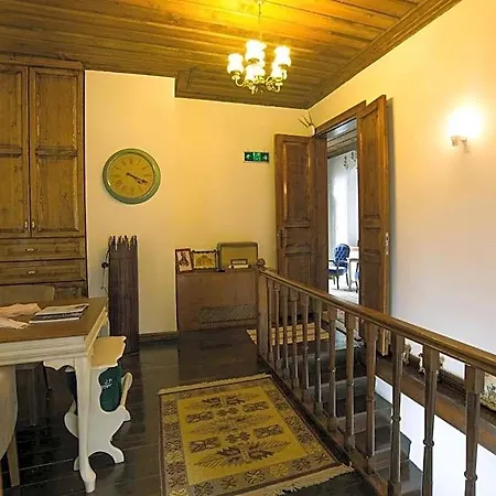 Aristonicus Boutique برغاما